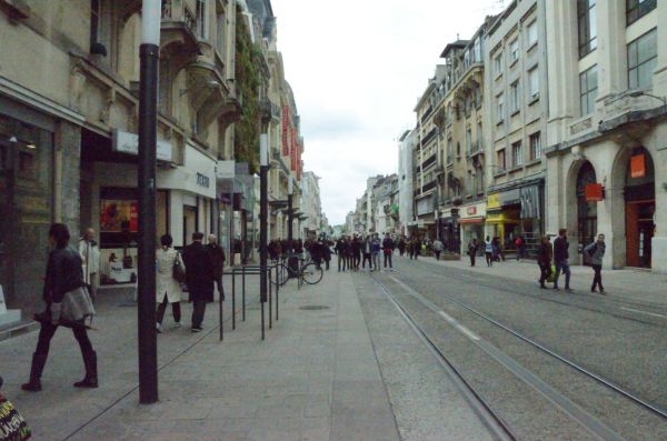 Cliquer pour voir l'image en taille réelle
